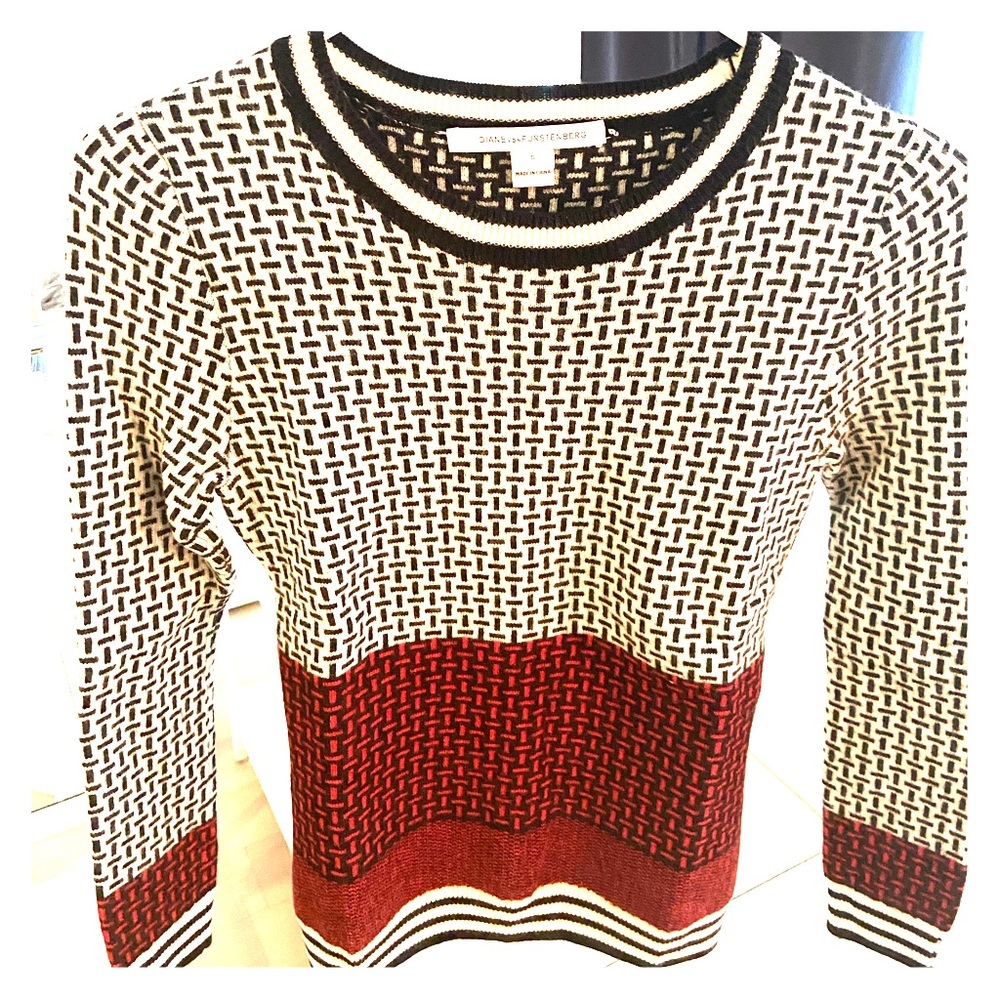 Fitted sweater